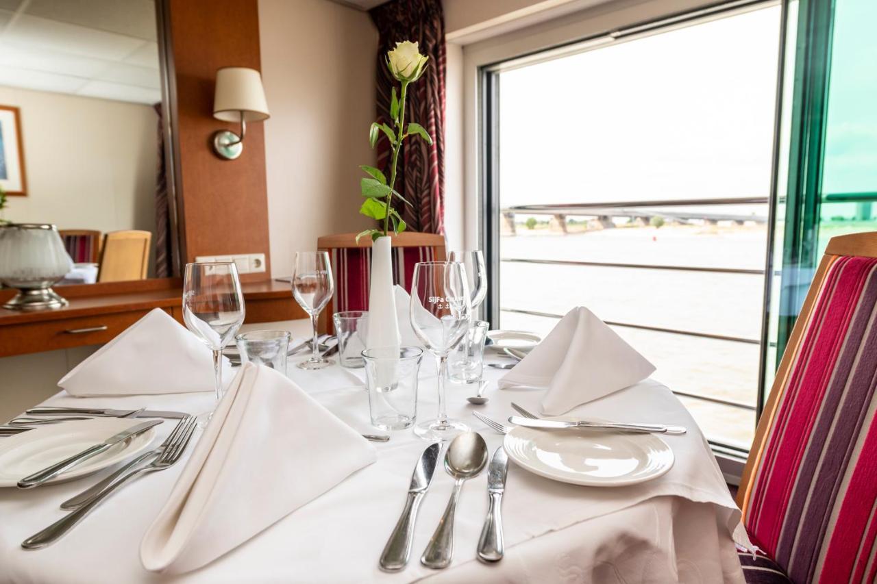 Kd Hotelship Duesseldorf Comfort Plus Ngoại thất bức ảnh